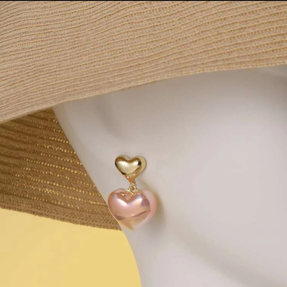 💕 Lovely Metallic Iridescent Hearts Stud Earrings 💕